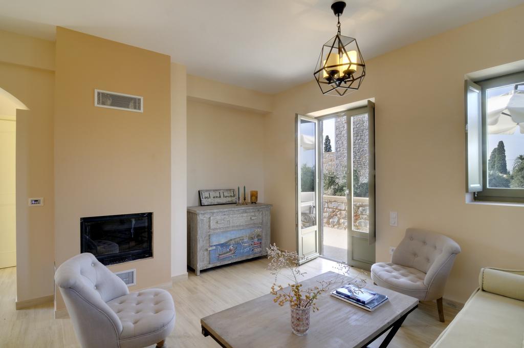 Nikoloudi Estate Villa อายิโอสนิโกลาโอส ภายนอก รูปภาพ