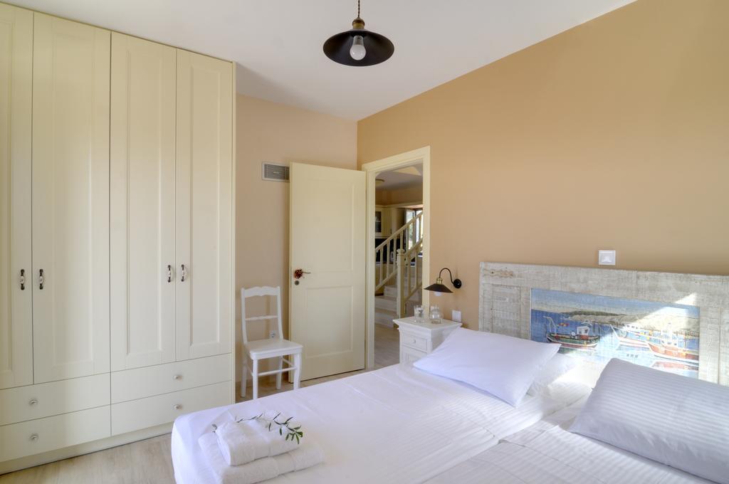 Nikoloudi Estate Villa อายิโอสนิโกลาโอส ภายนอก รูปภาพ