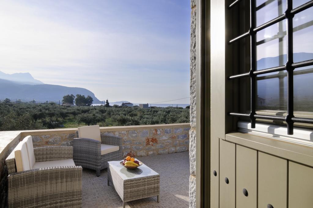 Nikoloudi Estate Villa อายิโอสนิโกลาโอส ภายนอก รูปภาพ